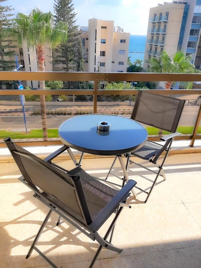 דירות לימסול Samson Sea Breeze, 3Bed Sleeps 6, Free Wifi מראה חיצוני תמונה