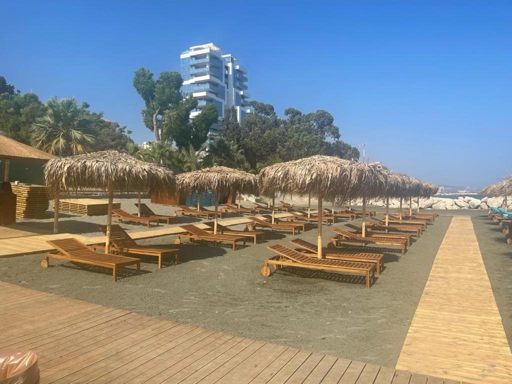 דירות לימסול Samson Sea Breeze, 3Bed Sleeps 6, Free Wifi מראה חיצוני תמונה